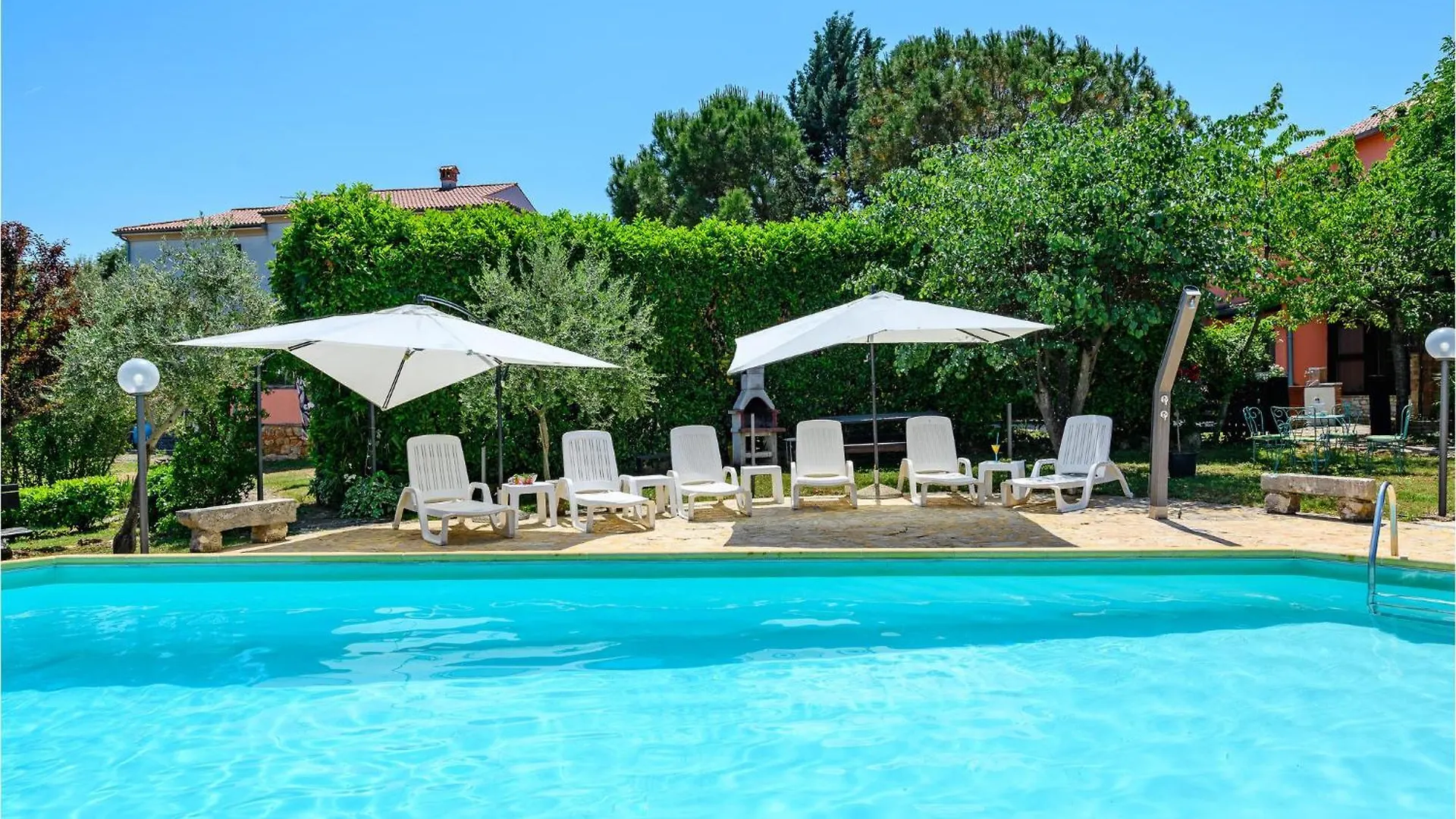 Lovely Apartment In Rovinjsko Selo With Kitchen Croatia