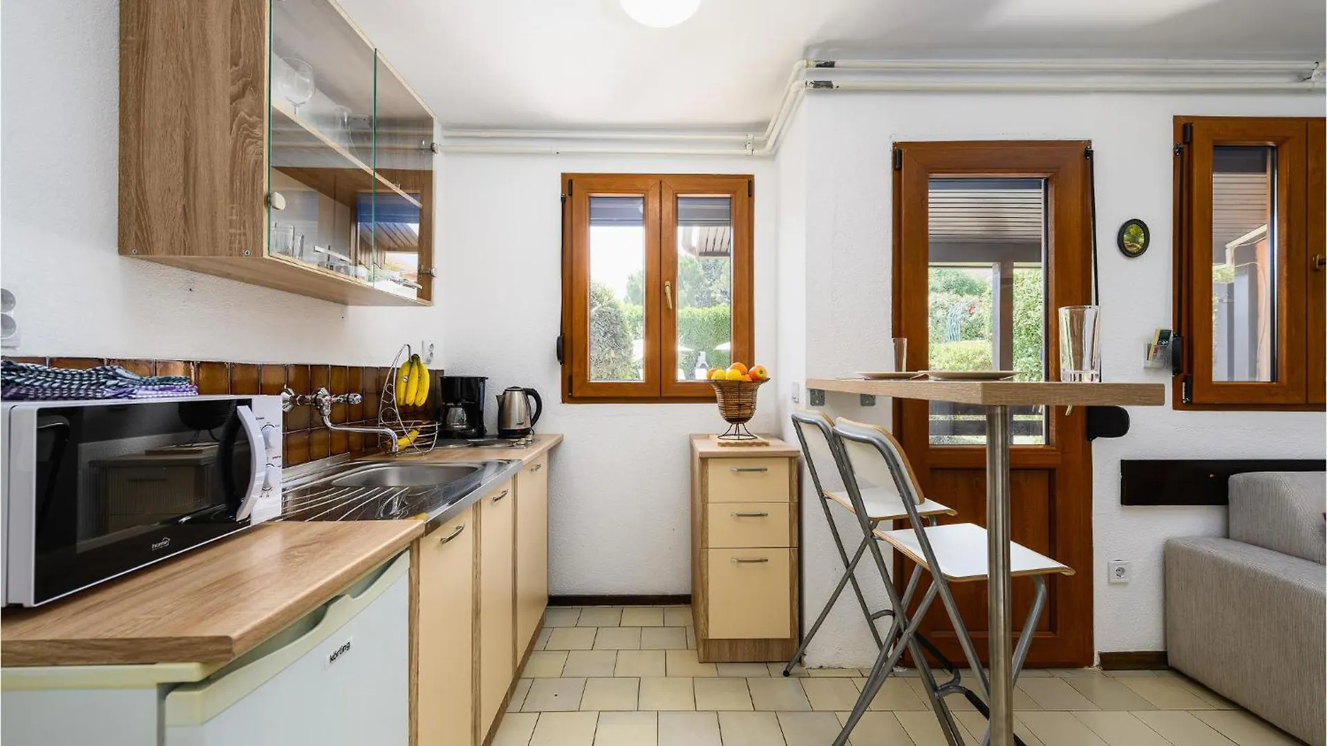 Lovely Apartment In Rovinjsko Selo With Kitchen