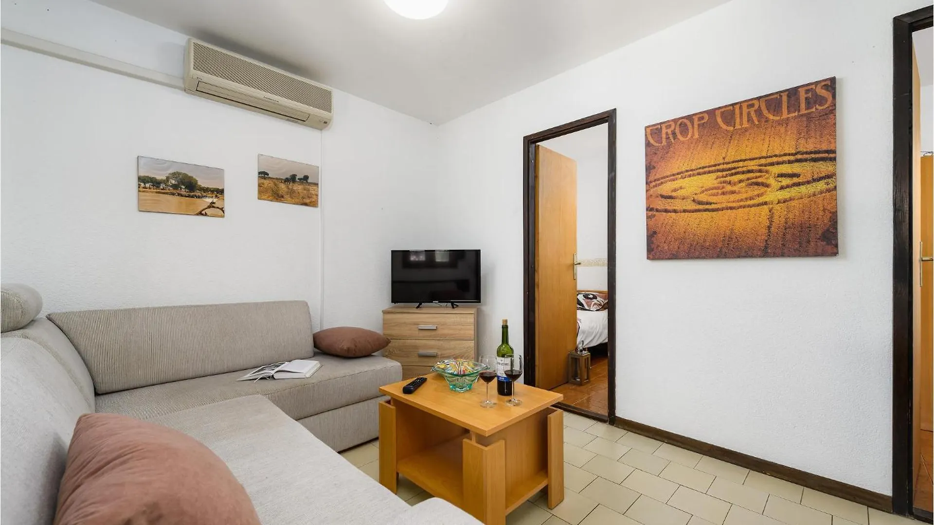 Lovely Apartment In Rovinjsko Selo With Kitchen